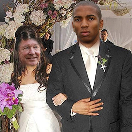 Biếm họa về tân binh Ashley Young của MU - 6