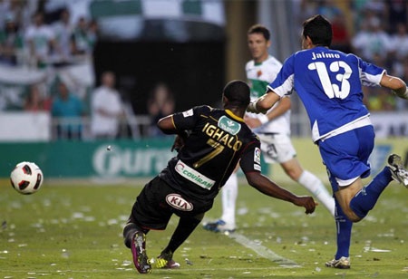 Niềm vui vô bờ bến của tân binh Liga trong ngày lên hạng - 3