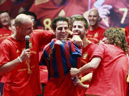 Đi về đâu hỡi Cesc Fabregas! - 1 Đi về đâu hỡi Cesc Fabregas! - 1
