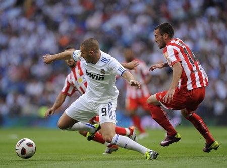 C. Ronaldo lập kỷ lục mới, Real Madrid hạ Almeria 8-1 - 3