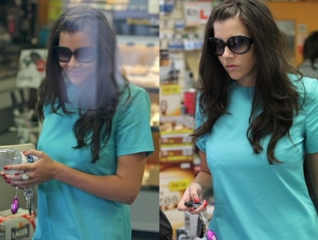 Imogen Thomas cảnh giác trước lời đe doạ từ CĐV quá khích - 1 Imogen Thomas cảnh giác trước lời đe doạ từ CĐV quá khích - 1