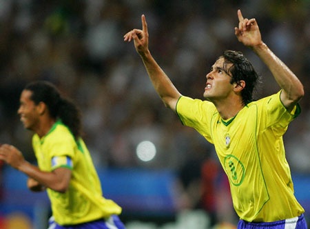 Brazil loại Kaka, Ronaldinho khỏi chiến dịch Copa America - 1 Brazil loại Kaka, Ronaldinho khỏi chiến dịch Copa America - 1