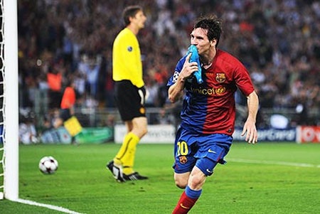 6 cuộc đối đầu kinh điển MU-Barca trong lịch sử - 4