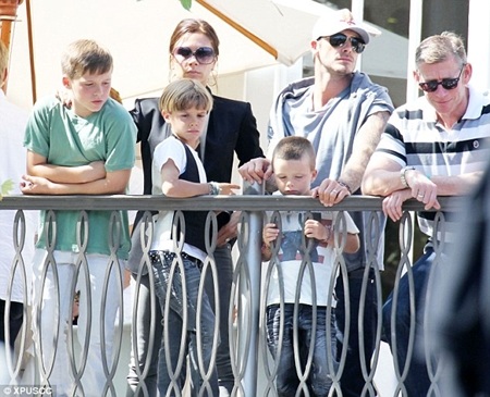 Lý giải tên con gái của vợ chồng Beckham - 1