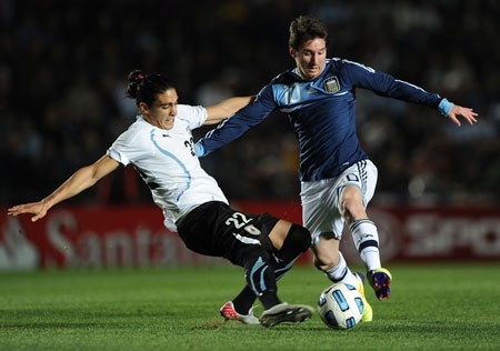 Argentina bị loại khỏi Copa America sau màn “đấu súng” - 3 Argentina bị loại khỏi Copa America sau màn “đấu súng” - 3