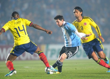 Lionel Messi: Niềm đau cùng Los Albiceleste - 2 Lionel Messi: Niềm đau cùng Los Albiceleste - 2