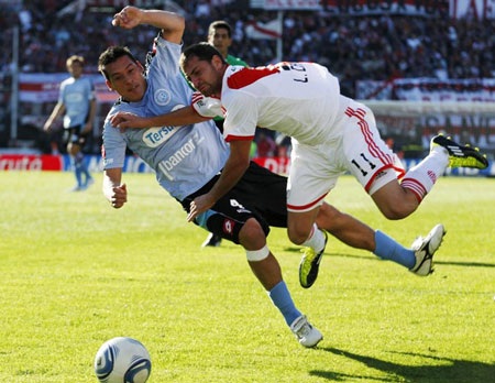 Nước mắt River Plate trong ngày xuống hạng - 2 Nước mắt River Plate trong ngày xuống hạng - 2