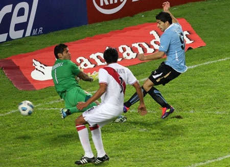 Hạ Peru, Uruguay vào chung kết Copa America 2011 - 2 Hạ Peru, Uruguay vào chung kết Copa America 2011 - 2