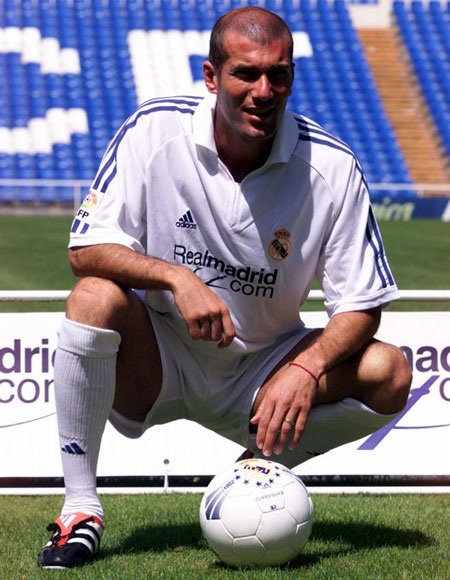 Khoảnh khắc đáng nhớ của Zidane tại Bernabeu - 2