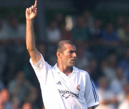 Khoảnh khắc đáng nhớ của Zidane tại Bernabeu - 4