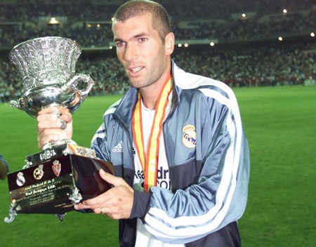 Khoảnh khắc đáng nhớ của Zidane tại Bernabeu - 5