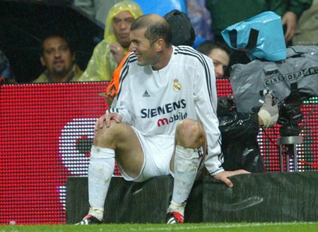 Khoảnh khắc đáng nhớ của Zidane tại Bernabeu - 15