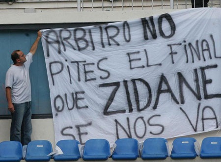 Khoảnh khắc đáng nhớ của Zidane tại Bernabeu - 16