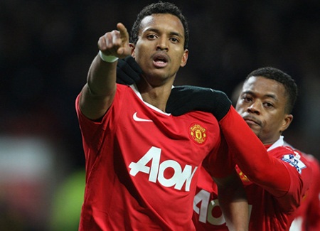 Có Ashley Young, MU vẫn muốn giữ lại Nani - 1