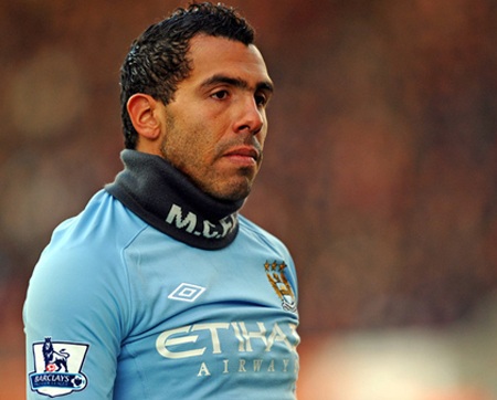 Man City tính “lôi kéo” cả Eto’o và Aguero - 2