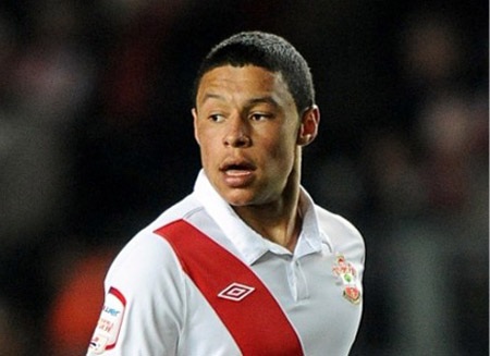 Arsenal chính thức “thu nạp” thần đồng người Anh  - 1