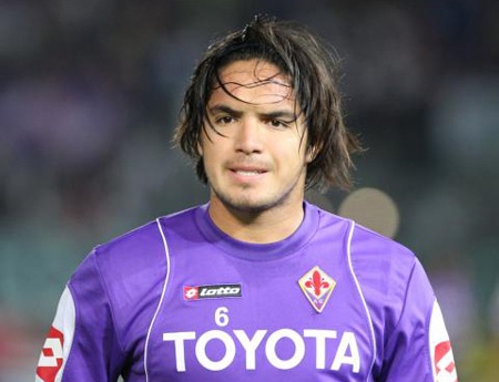 Real Madrid bất ngờ “thanh lý” Kaka với mức giá bèo bọt - 2