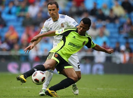 Zaragoza - Real Madrid: “Kền kền” tung cánh - 3