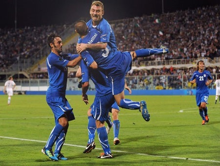 Italia hội quân cho chiến dịch Euro 2012 - 1