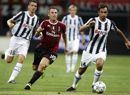 Thế độc tôn của AC Milan tại Serie A - 3