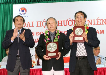 Công ty cổ phần bóng đá chuyên nghiệp ra mắt trong tháng 11 - 1 Công ty cổ phần bóng đá chuyên nghiệp ra mắt trong tháng 11 - 1