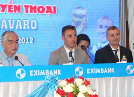 Cannavaro: “Biết đâu tôi sẽ làm HLV đội bóng thiếu nhi của Việt Nam” - 3 Cannavaro: “Biết đâu tôi sẽ làm HLV đội bóng thiếu nhi của Việt Nam” - 3