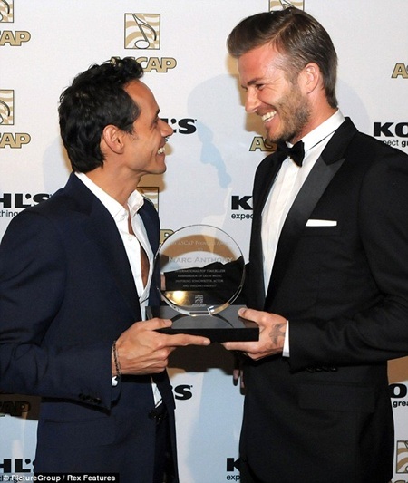 Bà Becks: “3 năm rồi tôi không đi nghỉ riêng cùng chồng” - 6 Bà Becks: “3 năm rồi tôi không đi nghỉ riêng cùng chồng”