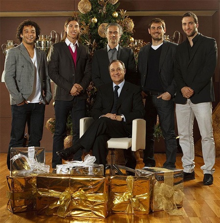 Thầy trò Jose Mourinho đón Giáng sinh vui vẻ - 1