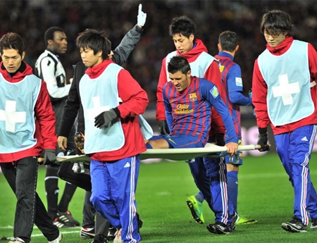 Cận cảnh pha bóng khiến David Villa lỗi hẹn Euro 2012 - 6 Cận cảnh pha bóng khiến David Villa lỗi hẹn Euro 2012 - 6