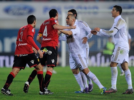 Real Madrid nhọc nhằn giành 3 điểm tại “miền đất dữ” Ono - 1