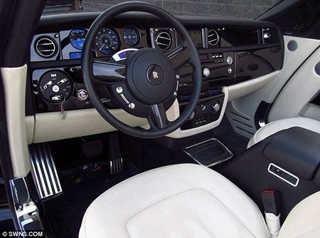 Beckham rao bán siêu xe Rolls-Royce Phantom - 5 Beckham rao bán siêu xe Rolls-Royce Phantom - 5