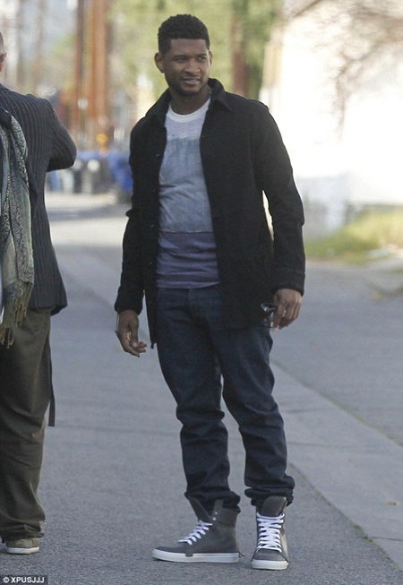 Vợ chồng Beckham tặng quà bất ngờ mừng sinh nhật con trai 13 tuổi