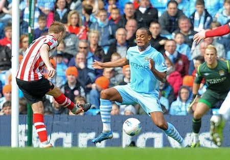 Hòa nghẹt thở Sunderland, Man City đứt mạch thắng ở Etihad - 1