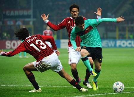 Milan - Barcelona: San Siro dậy sóng