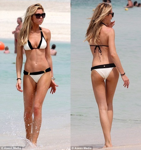 Vợ “sếu vườn” Peter Crouch đẹp ngỡ ngàng tại Dubai