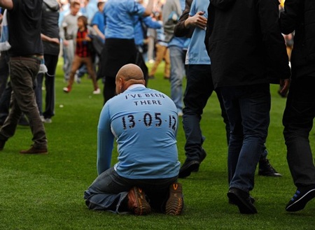 Niềm hạnh phúc vô bờ bến của Man City trong ngày đăng quang - 15 Niềm hạnh phúc vô bờ bến của Man City trong ngày đăng quang