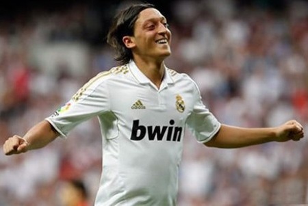 Mesut Oezil: “Đức sẽ thất vọng nếu chỉ giành ngôi Á quân” - 1 Mesut Oezil: “Đức sẽ thất vọng nếu chỉ giành ngôi Á quân”