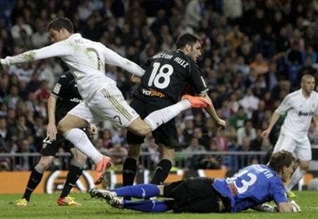 Real Madrid-Valencia: Khởi đầu mãn nhãn cho thầy trò Mourinho? - 1 Real Madrid luôn có được kết quả tốt khi đối đầu Valencia