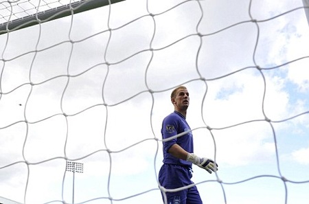 Nhìn lại thắng lợi kịch tính của Man City tại Craven Cottage - 3 Thủ thành Joe Hart bất lực trong tình huống cản phá penalty