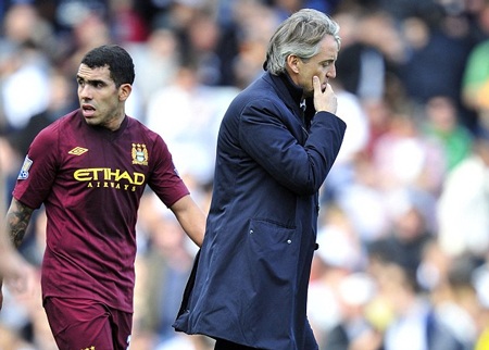 Nhìn lại thắng lợi kịch tính của Man City tại Craven Cottage - 8 Mancini đã không giấu nổi sự sốt ruột