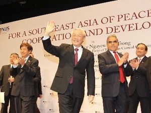 "ASEAN phải cùng hành động với tinh thần tin cậy" - 1 ASEAN phải cùng hành động với tinh thần tin cậy