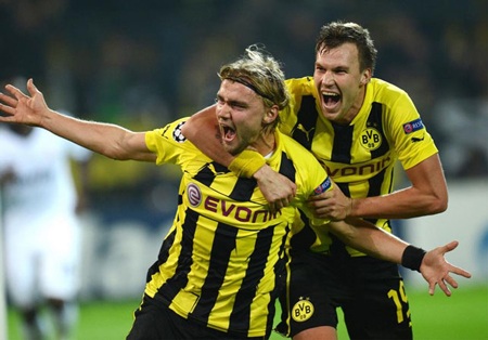 C. Ronaldo ghi bàn, Real Madrid vẫn bại trận trước Dortmund - 3 Schmelzer ăn mừng bàn thắng ấn định tỷ số 2-1 cho Dortmund