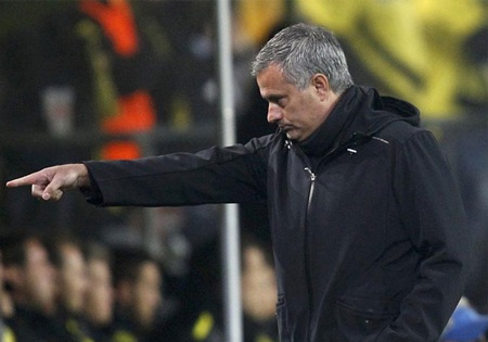 Những dấu ấn trong ngày Real Madrid bại trận trên đất Đức - 10 Mourinho đã có những sai lầm trong tính toán chiến thuật