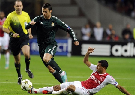 C. Ronaldo vẫn là ngôi sao chói sáng nhất trên sân