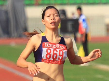 “Nữ hoàng điền kinh” Vũ Thị Hương trở lại đầy ấn tượng - 1 Vũ Thị Hương đã tìm lại được phong độ tốt nhất của mình