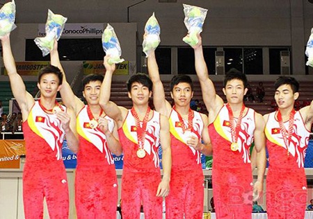Thể dục dụng cụ Việt Nam tiếp tục có huy chương ở giải châu Á - 1 Đội nam TDDC đang thi đấu khá thành công