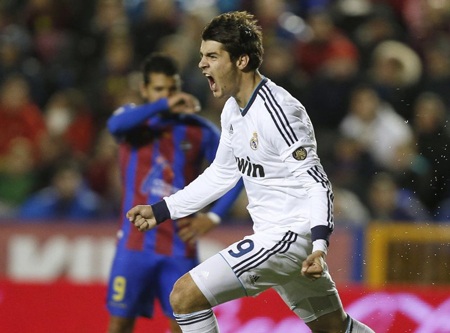 Morata ghi bàn quyết định mang về 3 điểm cho Real Madrid