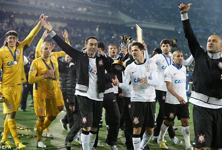 Những khoảnh khắc Corinthians đánh gục Chelsea tại Yokohama - 14 Sau 6 năm, một CLB Nam Mỹ mới lại thống trị thế giới