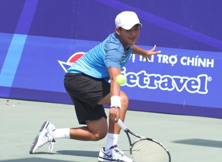 Đỗ Minh Quân hạ Lê Quốc Khánh ở trận chung kết Việt Nam Masters - 1 Tay vợt Đỗ Minh Quân