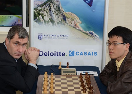 Quang Liêm và Ivanchuk phạm luật thi đấu - 1 Quang Liêm và Ivanchuk phạm luật thi đấu